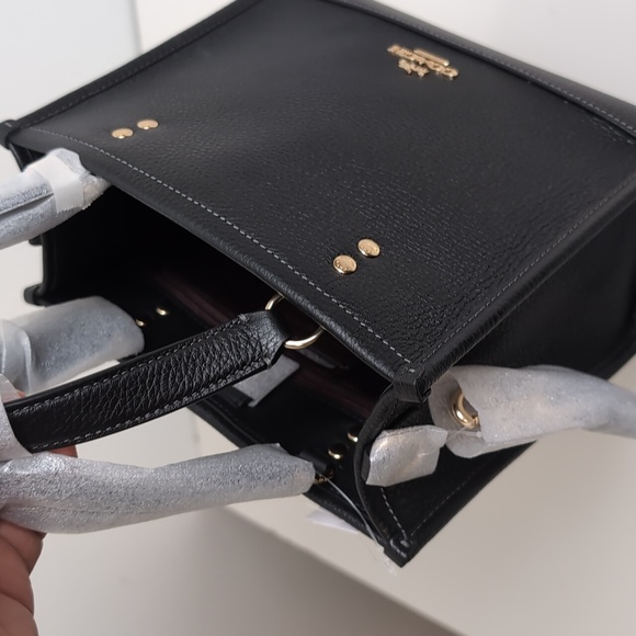 Coach CO971 + C2862 Leather Dempsey Tote & Snap Wallet Gold/ Black - Picture 12 of 15